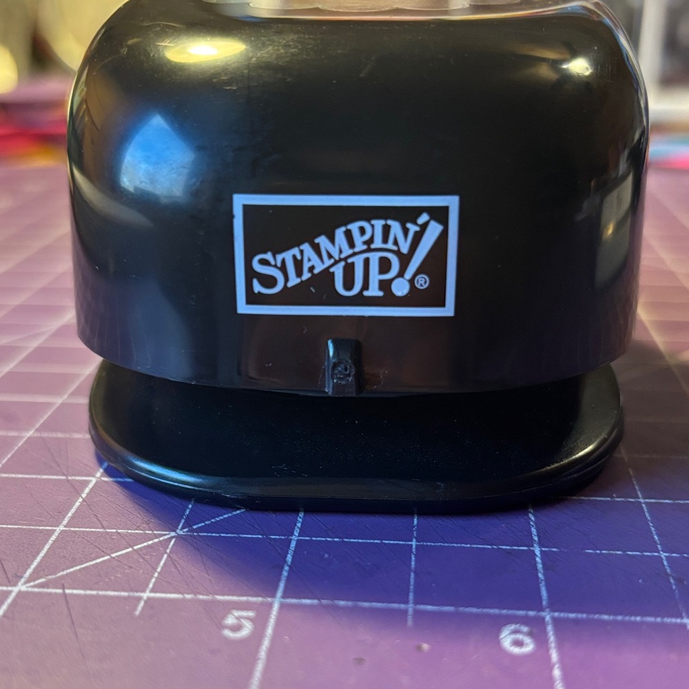 Stampin' Up! Black Paper Punch